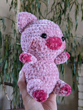 Load image into Gallery viewer, Pig | Crochet Plush Toy